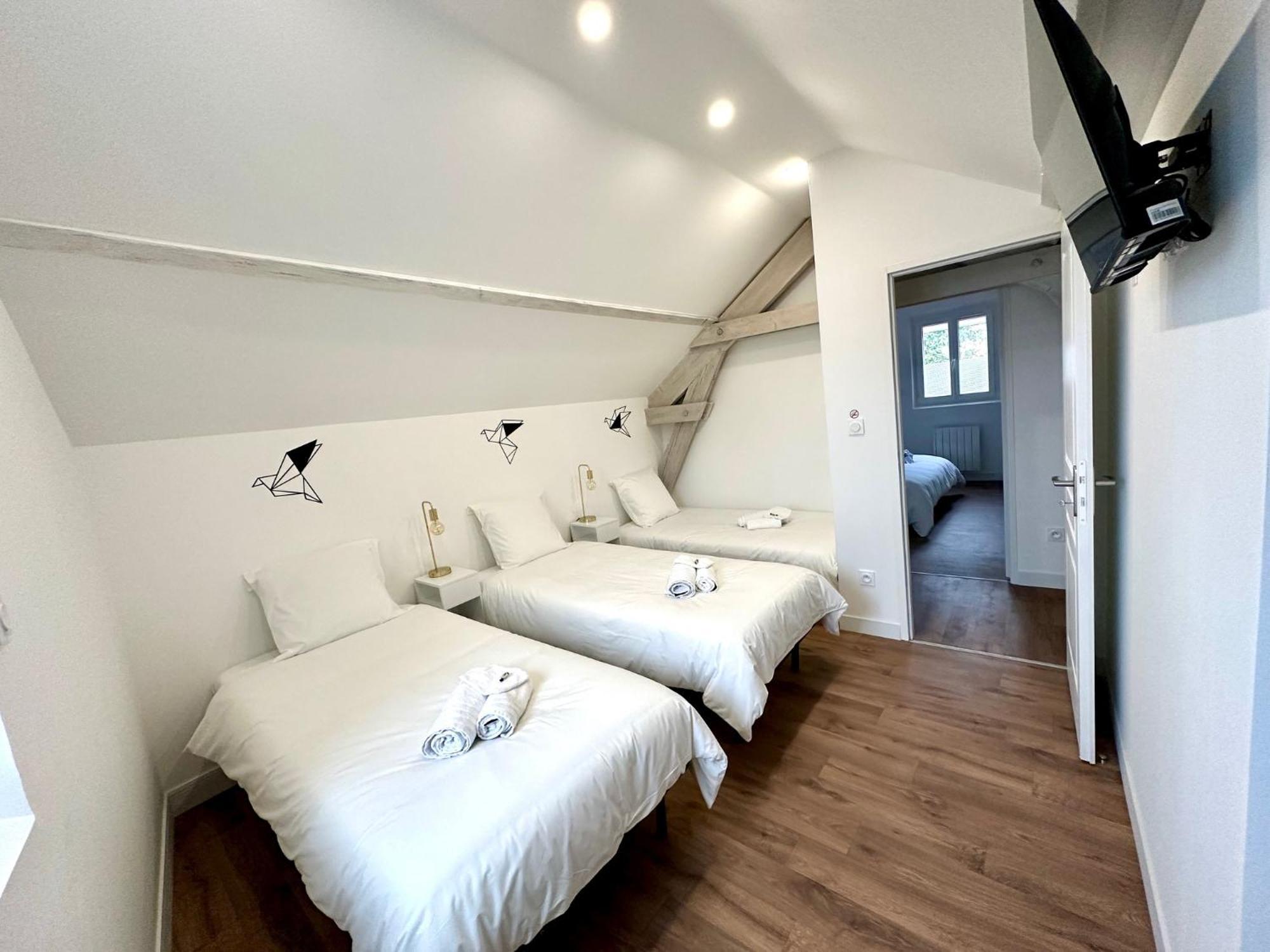 L'Equinoxe - Parking Prive - Zapart'Hotels Malesherbes Esterno foto